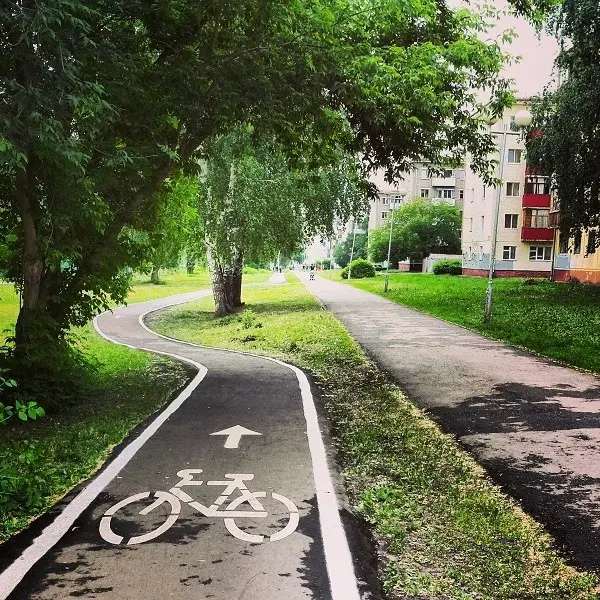 къде се намира знакът за велосипедна алея