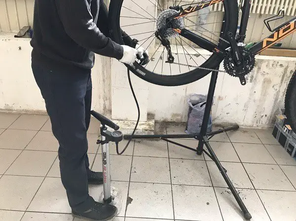 подготовка на велосипедните колела за сезона
