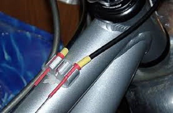 Велосипедни кабели и ризи