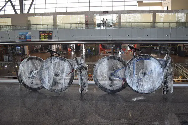 опаковане на велосипеда за транспортиране във влака